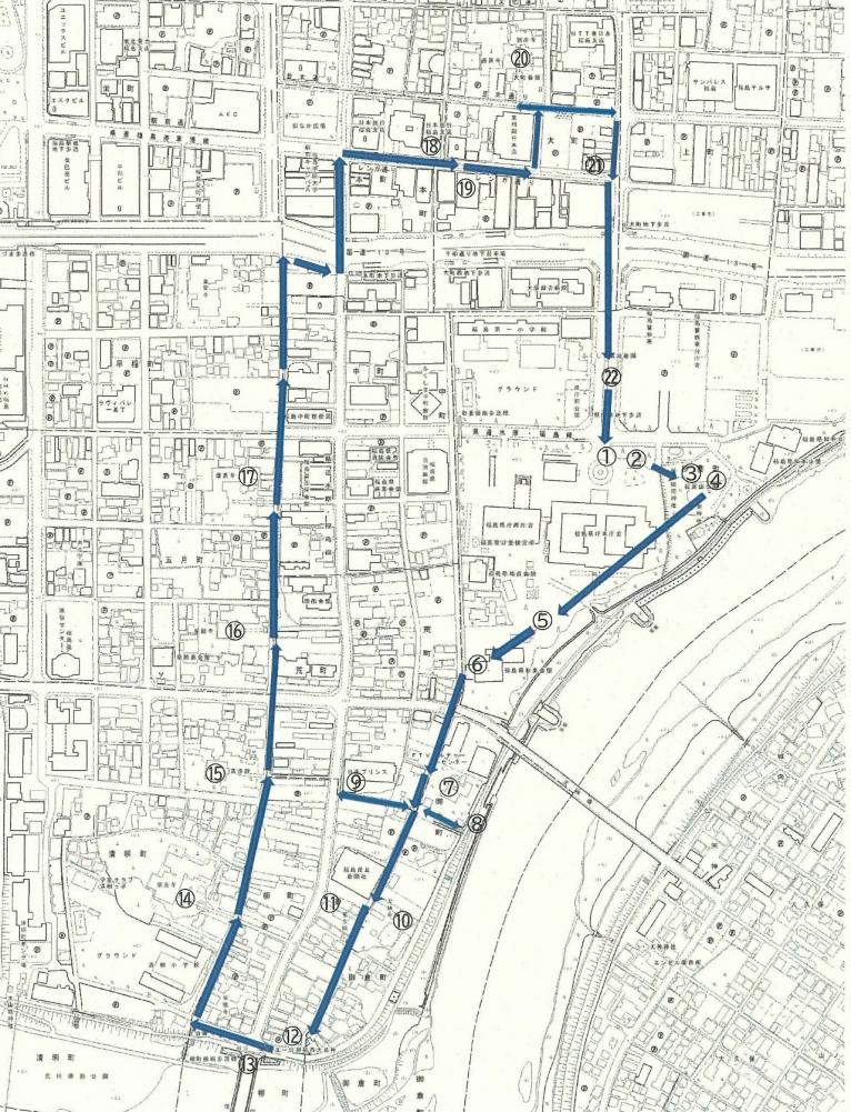 フィールドワークで回るコースの番号までの道筋を青い線でつないでいる地図