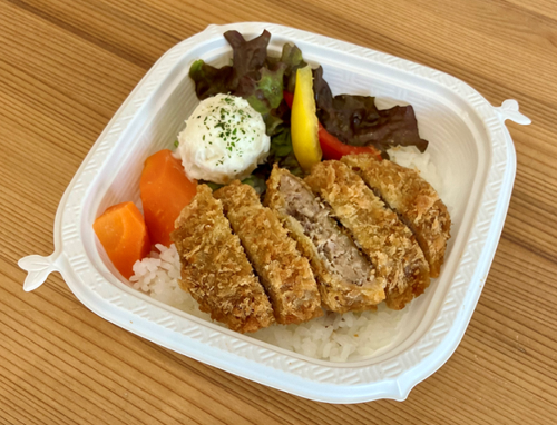 米沢牛メンチの彩りデリ弁当