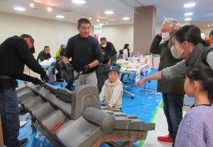 瓦ぶき工職業体験