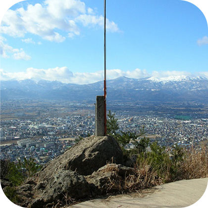 福島市街を一望出来る信夫山の写真