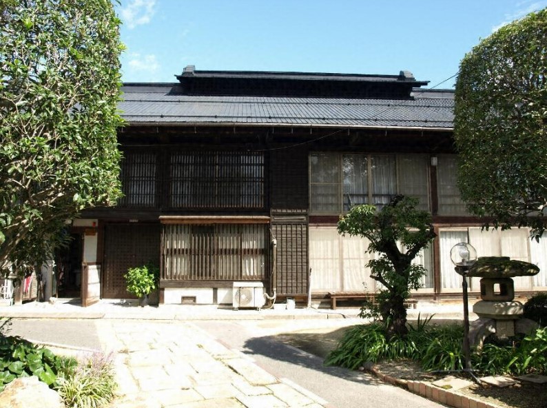 瓶子家住宅
