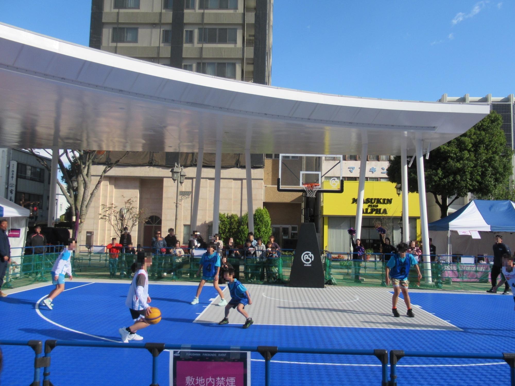 R7ボンズフェスタ3x3試合の様子