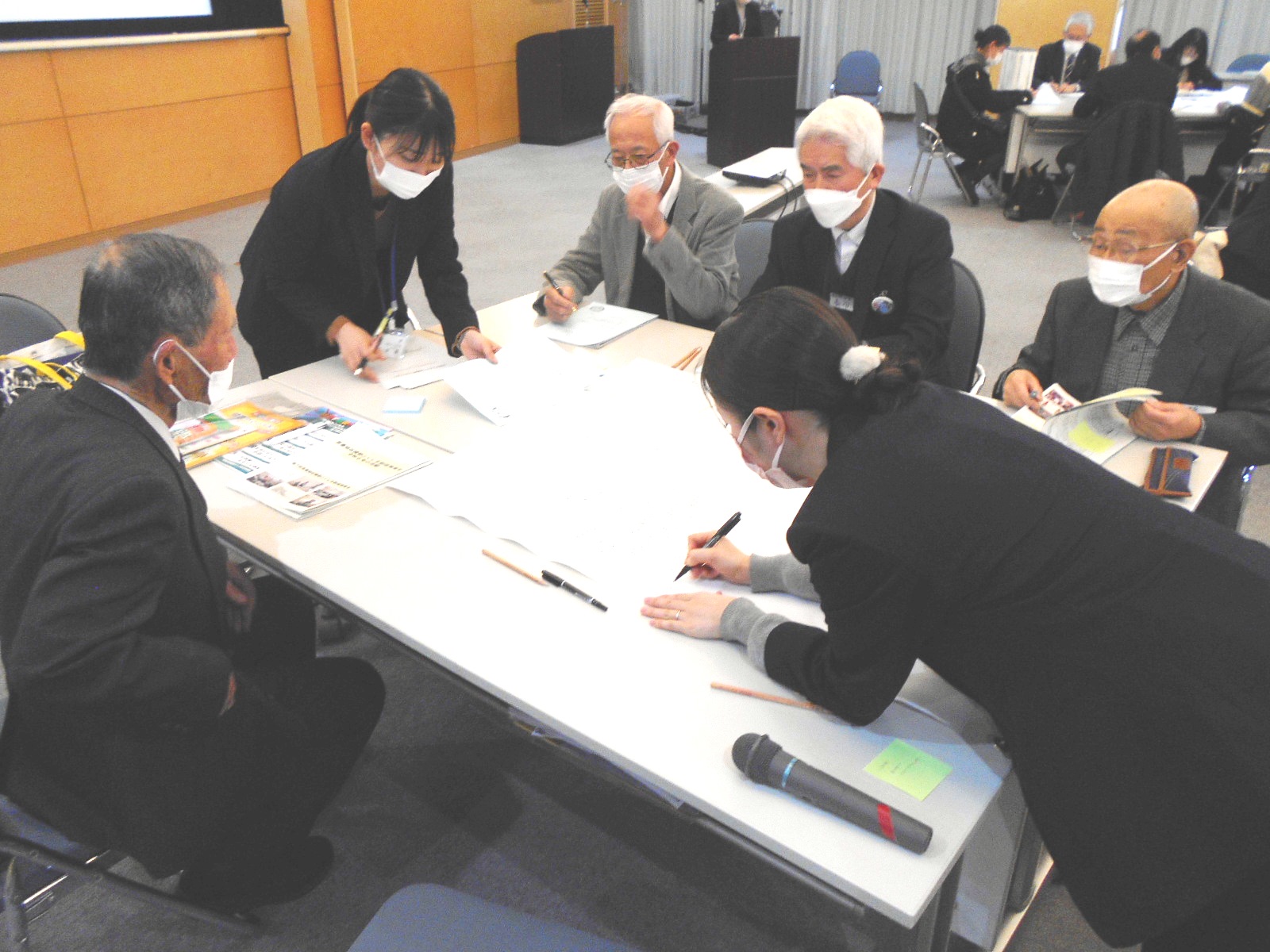 情報交換の様子