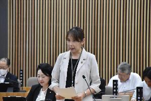 佐原真紀議員の写真