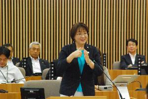 三浦由美子議員の写真