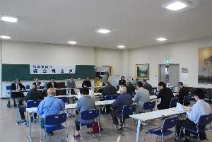蓬莱学習センターでの議会報告会