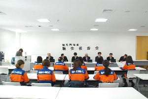 女性消防隊との議会報告会
