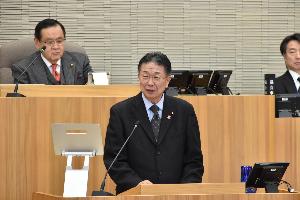 高木克尚議員の代表質問