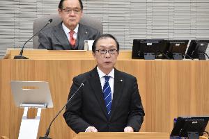 丹治議員の代表質問