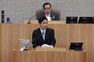 真田広志議員