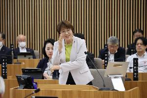 三浦由美子議員の写真