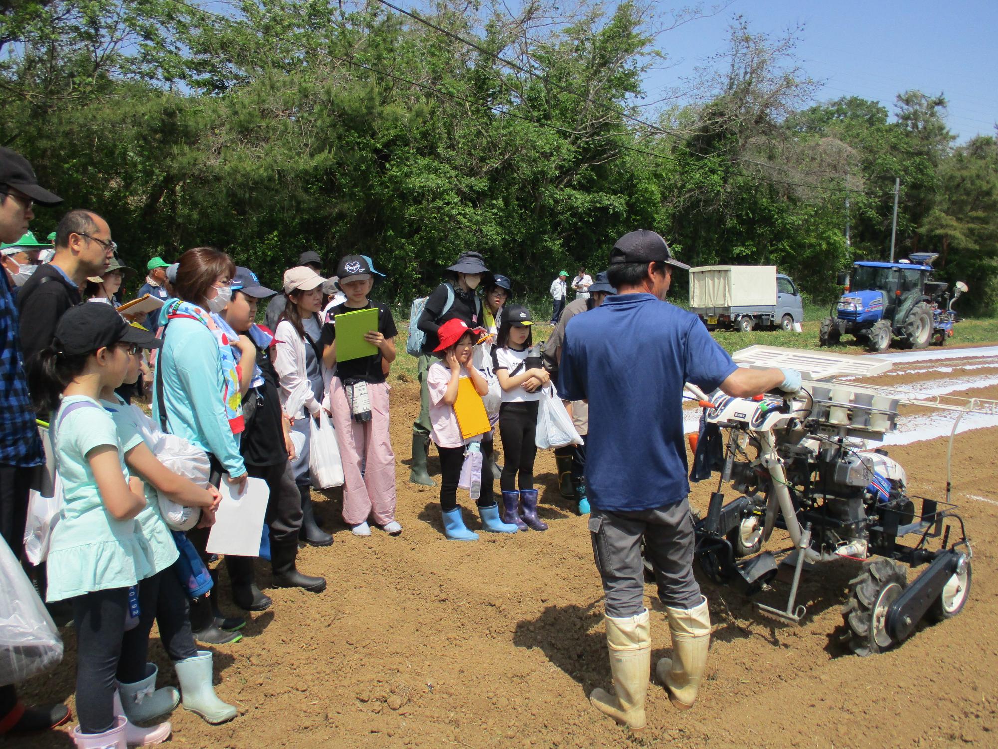 ほ場内見学