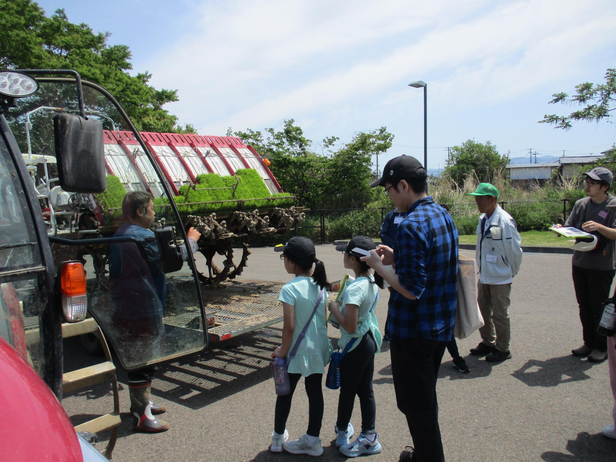 田植え機見学