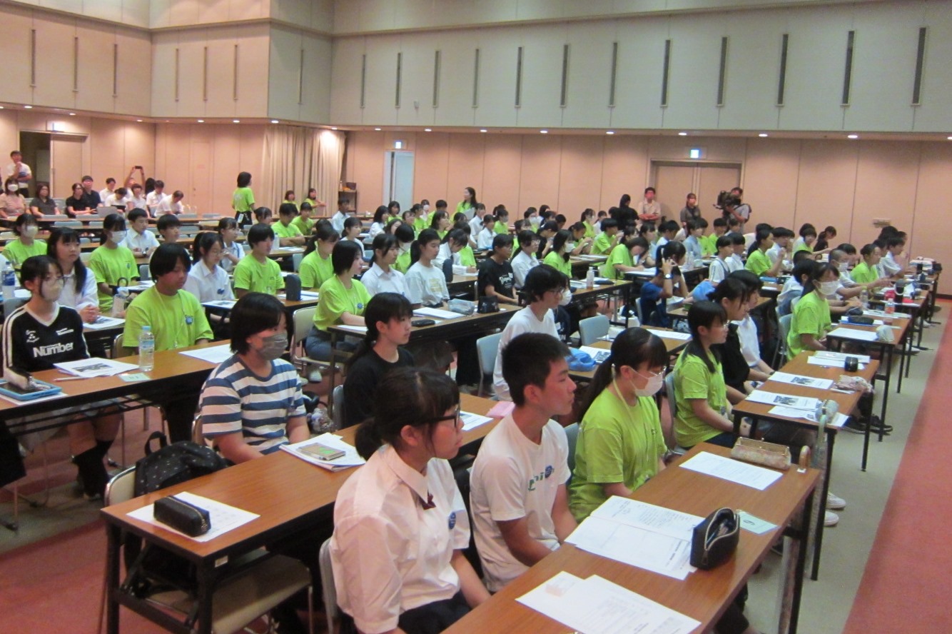 平和学習のつどいの様子