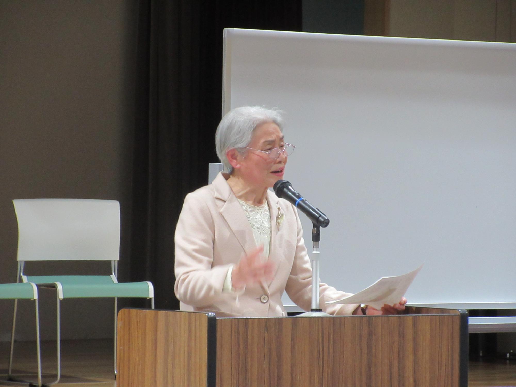 エール川柳講座成子先生