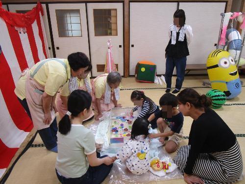 9/16 「お祭りごっこ」でスーパーボールすくい！
