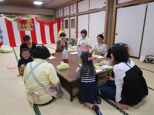 9/16 「お祭りごっこ」が終わって楽しみのおやつタイム