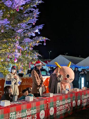 1219ビッグクリスマスツリー