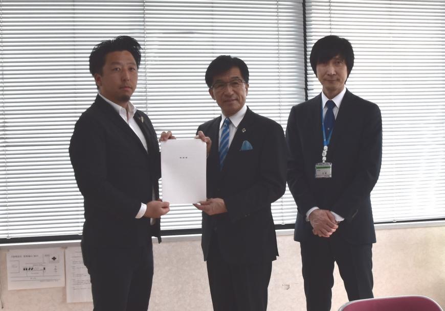 Y:\0000係長\08要請活動\R7\12　当日写真\カメラ１